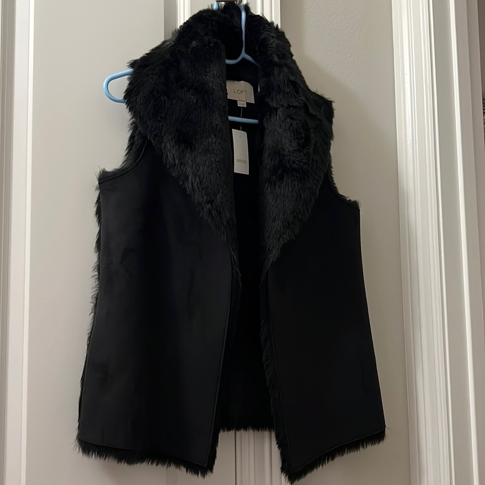 NWT loft fur and suede vest. Size XS.